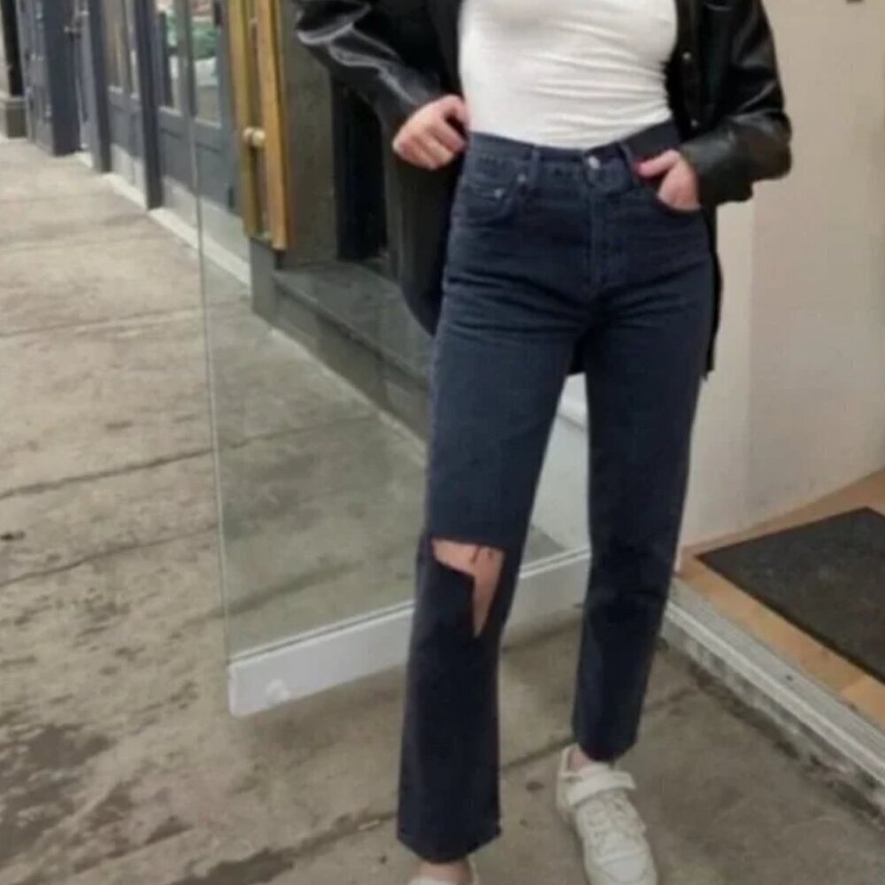 Agolde Riley Jeans in Contraband - Picture 2 of 16